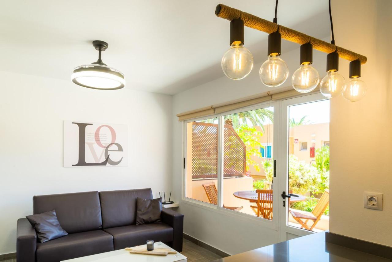 Casa Lucien - Newly Refurbished Apartment With Swimming Pool - Ideal For Couples Corralejo Kültér fotó