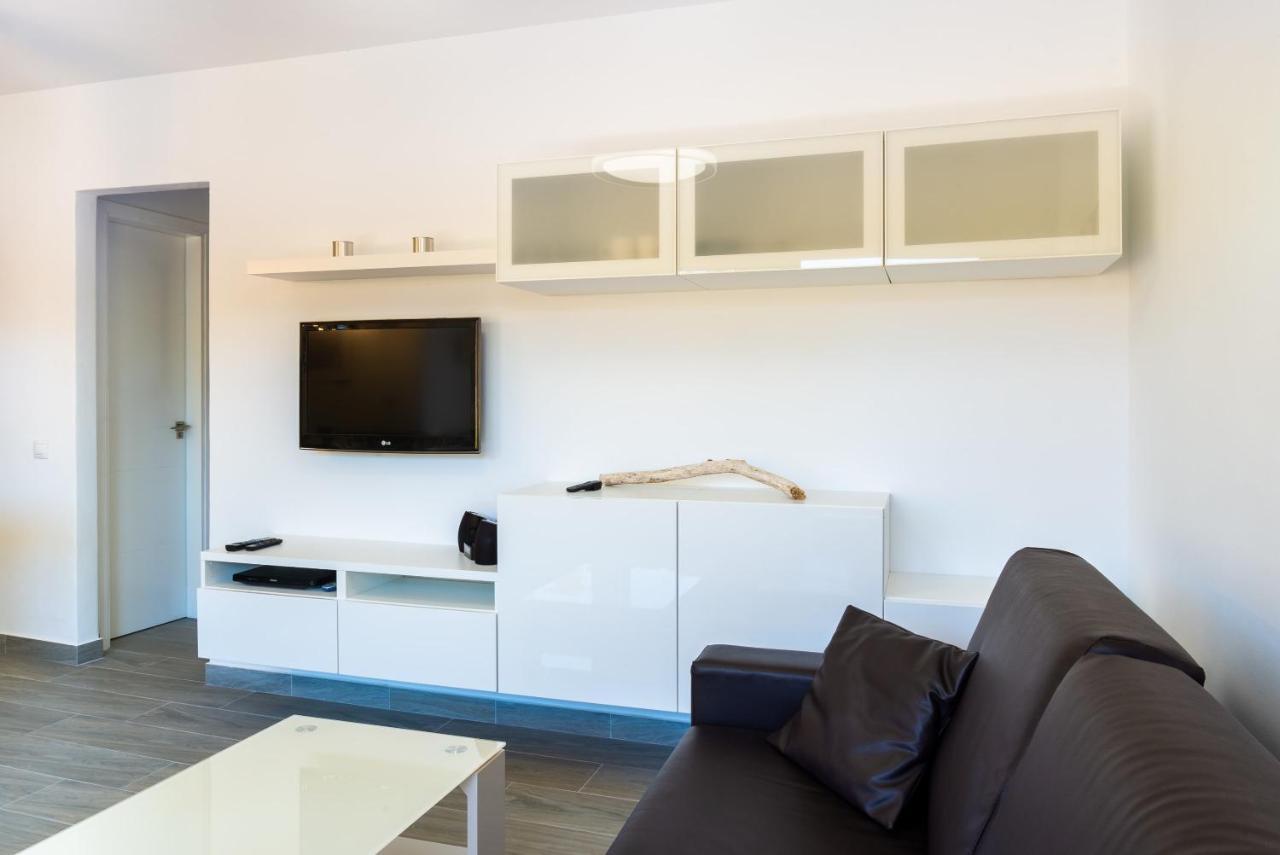 Casa Lucien - Newly Refurbished Apartment With Swimming Pool - Ideal For Couples Corralejo Kültér fotó