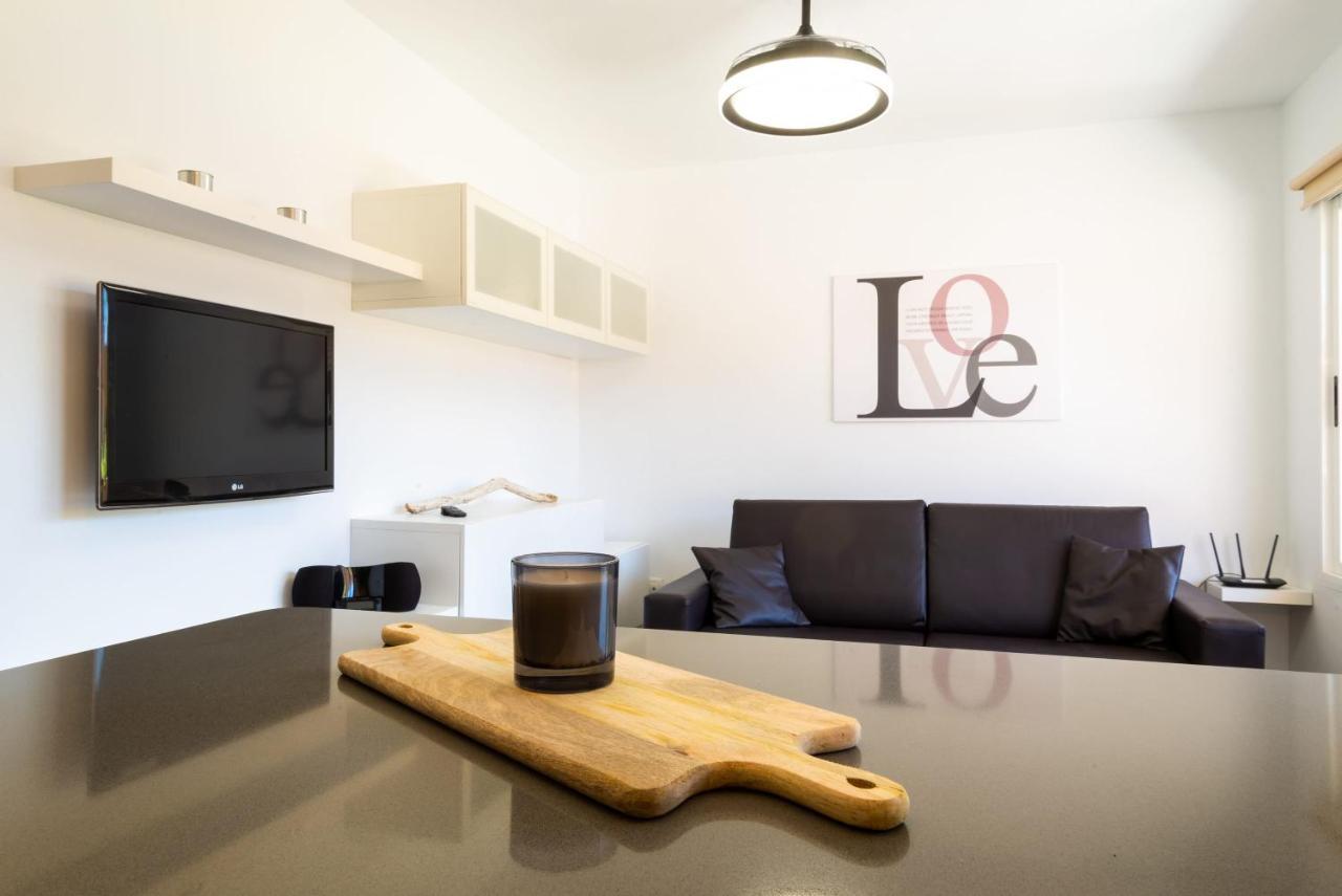 Casa Lucien - Newly Refurbished Apartment With Swimming Pool - Ideal For Couples Corralejo Kültér fotó